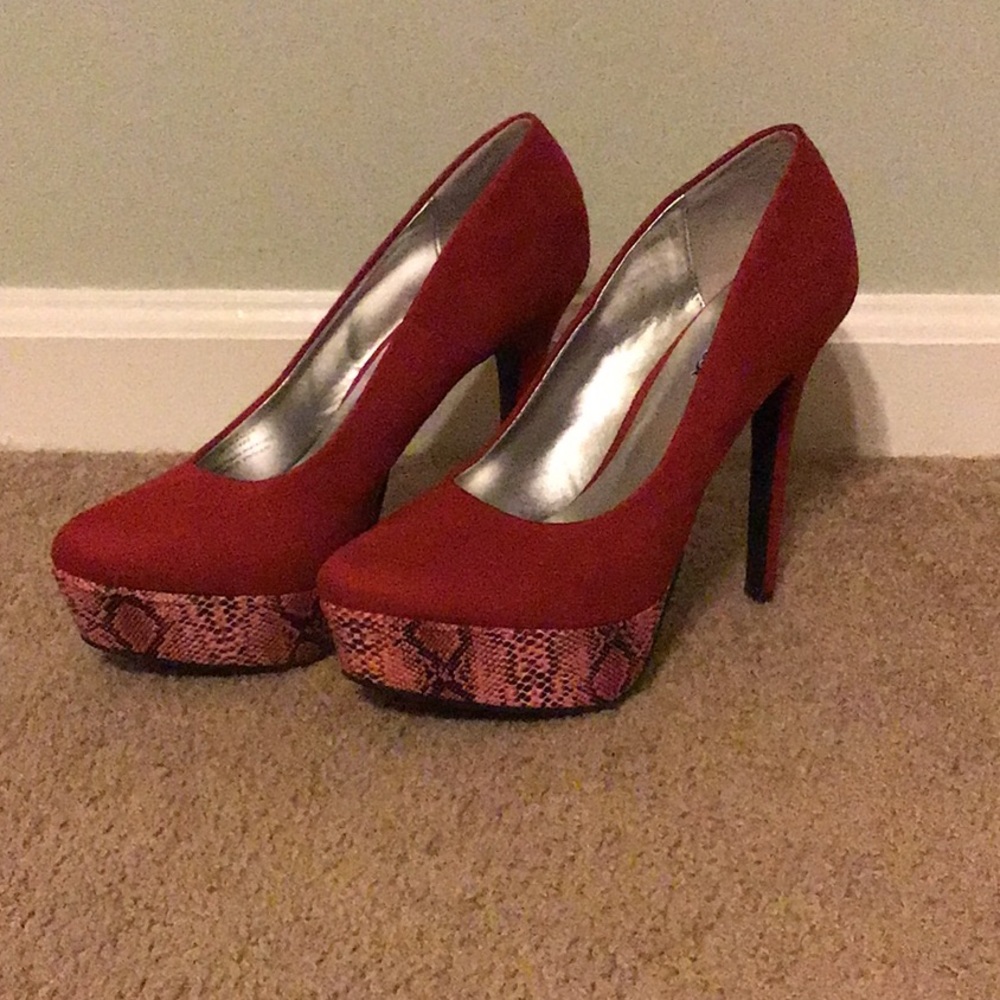 Platform heels